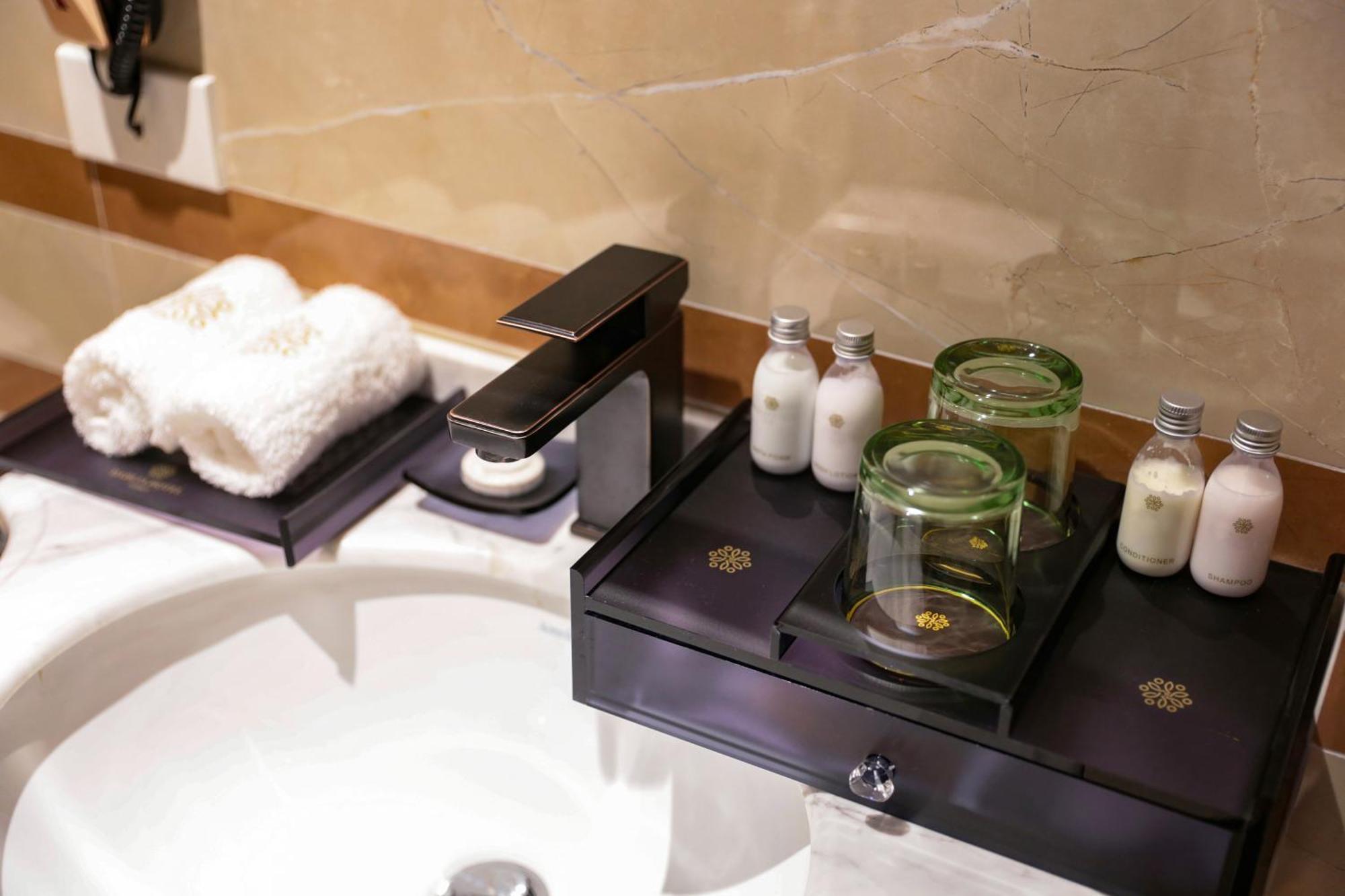 Hanoi Fiesta Central Hotel And Spa Luaran gambar